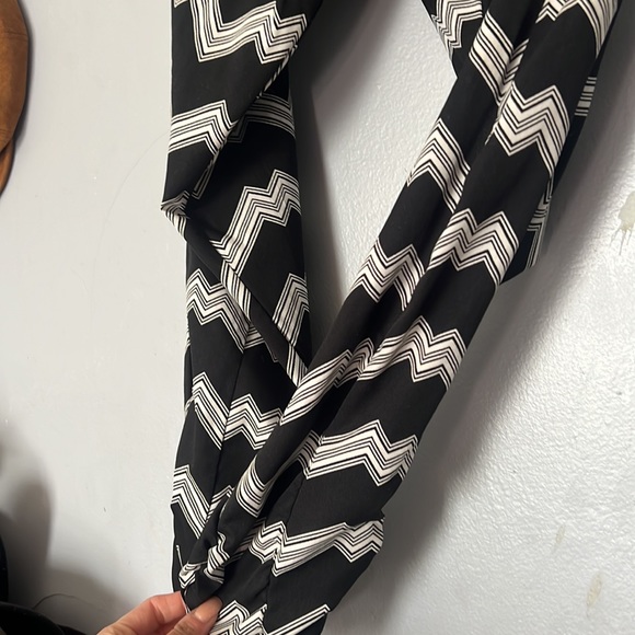 Boho pants “kinda” black and white with stripes - Picture 2 of 2